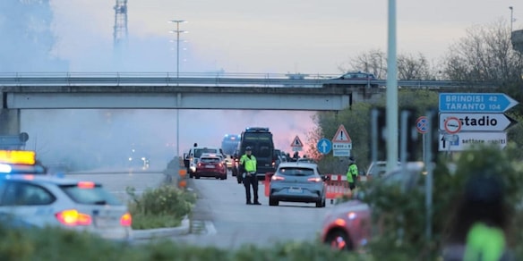 Scontri Lecce-Roma: un tifoso agli arresti domiciliari, altri due denunciati