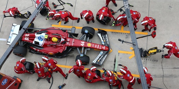 Montoya: "Hamilton non si sente a proprio agio, ecco cosa deve fare la Ferrari"