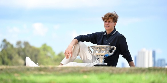 Sinner, o sono davvero scarsi gli altri o lui batte tutti anche da fermo