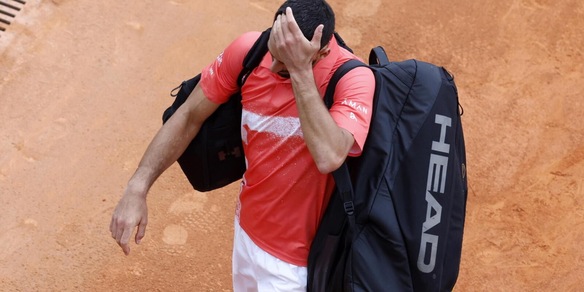 Clamoroso a Montecarlo, Djokovic esce subito e non si dà pace: "È stato orribile, uno scempio"