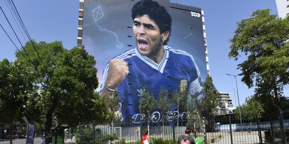 Processo Maradona, la testimonianza dei medici: "Diego non era da operare"