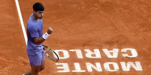 Alcaraz diventa il numero uno della Race con la finale a Montecarlo: superato Sinner