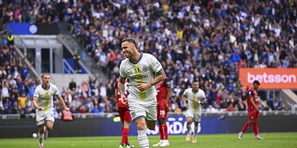 L'Inter batte il Cagliari con Arnautovic, Lautaro e Bisseck. Inzaghi a +6 sul Napoli