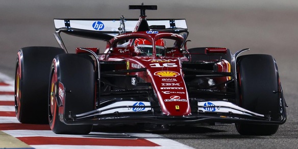 Gp Bahrain, trionfo di Piastri. Ferrari ai piedi del podio: quarto Leclerc, quinto Hamilton