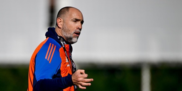 Juve, allenamento a porte aperte: applausi per Tudor, McKennie in gruppo