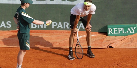 Zverev si infuria e chiede di cacciare uno spettatore: "Ci sono sempre uno o due idioti sugli spalti..."