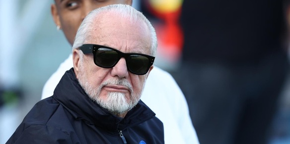 De Laurentiis applaude il Napoli: “Sangue freddo, calma e gesso”
