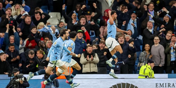 Premier League, Matheus Nunes fa impazzire Guardiola: il Manchester City batte l'Aston Villa nel recupero