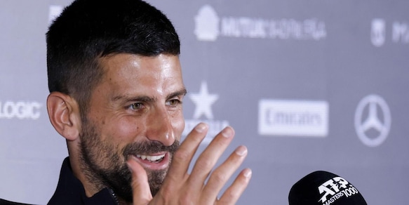 Djokovic stuzzica Sinner: "Lui e Alcaraz o i Big 4? Beh, vi dico la verità..."