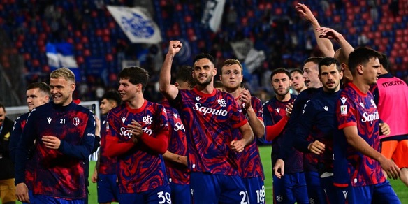 La Cbs celebra il Bologna: "Una delle più belle storie nel calcio"