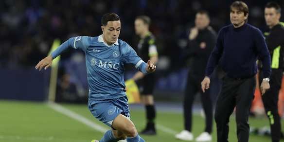 Napoli, allarme influenza per Raspadori: se non ce la fa, gioca Spinazzola