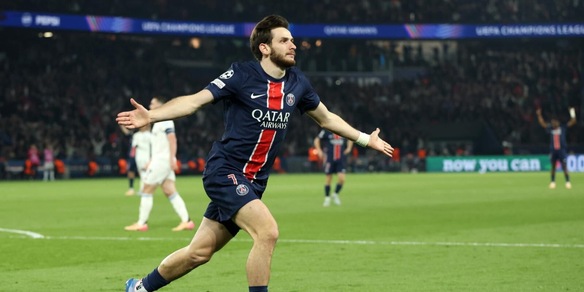 Kvaratskhelia torna sull'addio al Napoli: "Ecco perché ho scelto il Psg"