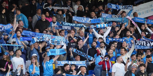 Febbre a cinquemila, tutta Napoli a Lecce