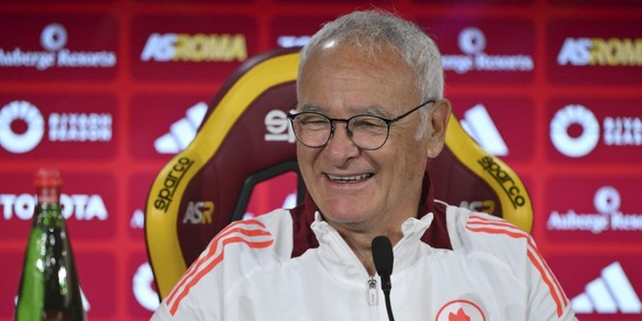 Ranieri, frecciata agli avversari: "Pressione Champions sulla Roma? È per chi sta lassù..."