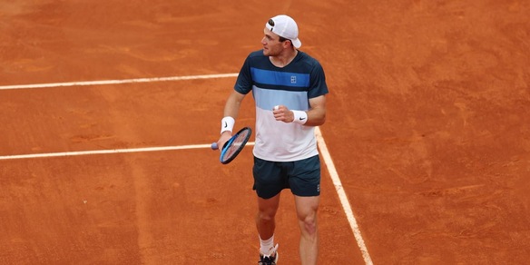 Paul infiamma i social: "Roma, la terra della Lazio". Tifosi impazziti