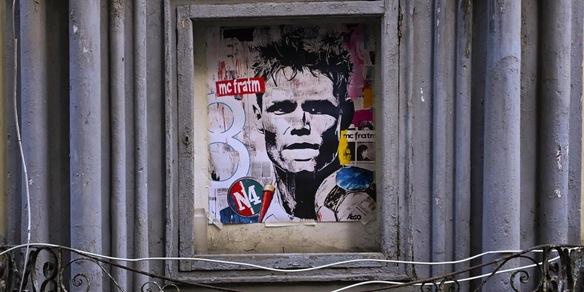 A Napoli spunta l'edicola votiva con McTominay