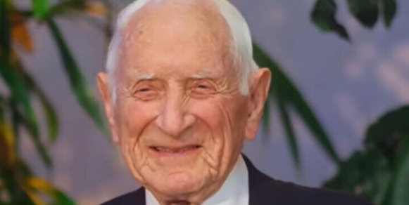 Ha 101 anni, è specialista in nutrizione e svela i 7 segreti della longevità