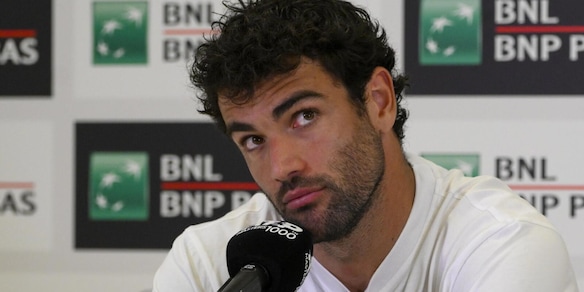 Berrettini torna a Roma: bagno di folla dopo lo spavento di Madrid
