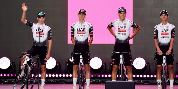 Giro d’Italia al via: nessun dominatore ma tanti favoriti, Ayuso sfida i “vecchi” leoni