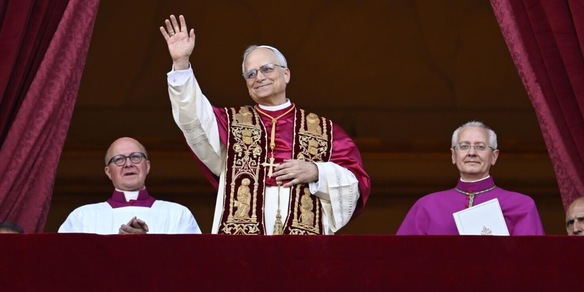Papa Leone XIV ha un passato da tennista, il curioso dettaglio sul nuovo pontefice Prevost