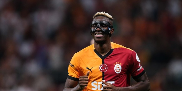 Osimhen tra Juve e Arabia: l'offerta da urlo bianconera. Ma De Laurentiis preferisce altro