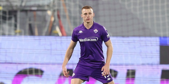 Fiorentina, rinnovo del contratto per Comuzzo: l'annuncio ufficiale