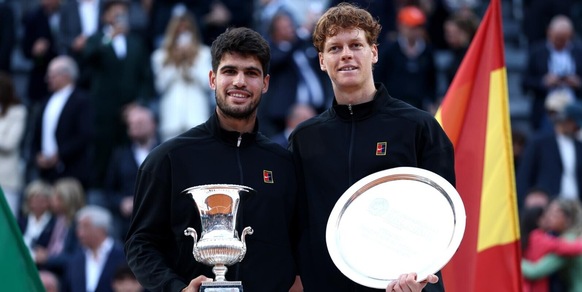 Sinner, è Alcaraz il più forte su terra. Sette giorni per colmare il gap in vista del Roland Garros