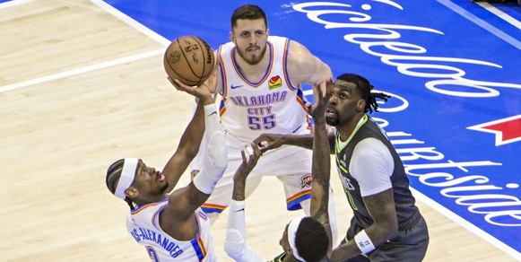 Playoff Nba, finale Western Conference: Oklahoma travolge Minnesota in gara 1
