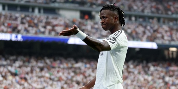 Insulti razzisti a Vinicius: un anno di carcere per cinque tifosi del Valladolid