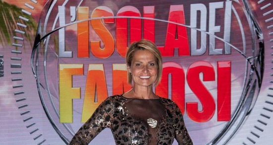 Chi vince l'Isola dei famosi? In lavagna c'è un... leader: ecco di chi si tratta