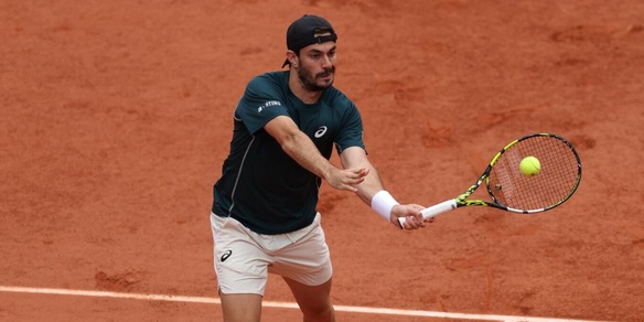 Alcaraz-Zeppieri 3-0, Roland Garros: lo spagnolo vola al secondo turno
