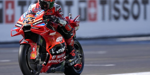 MotoGP: Bagnaia in caduta libera, ma l’Italia riscopre Bezzecchi e l’Aprilia