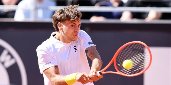 Roland Garros, Cobolli batte Cilic. Arnaldi show con Auger Aliassime: sarà derby