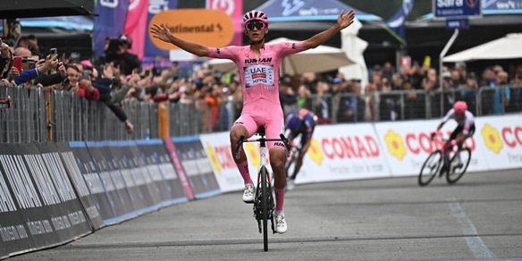 Giro d'Italia, Del Toro prima vittoria in rosa. Carapaz c'è, Bernal meno, Tiberi no. E Ayuso? Sprofonda negli abissi