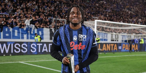 Calciomercato Napoli, chi arriva secondo i bookie? Le quote di Chiesa, Frattesi, Lookman e...