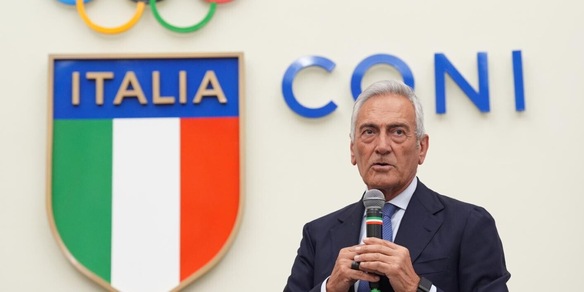 Gravina punge Acerbi: "Ognuno ha il suo senso di appartenenza"