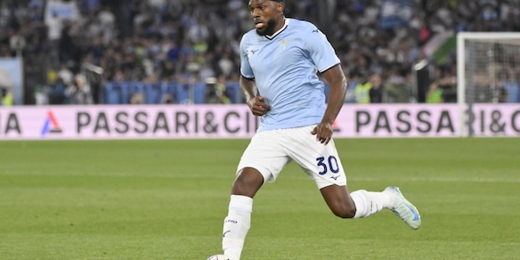 Lazio, Sarri riparte da Tavares: terzino riscattato dopo una stagione a due facce