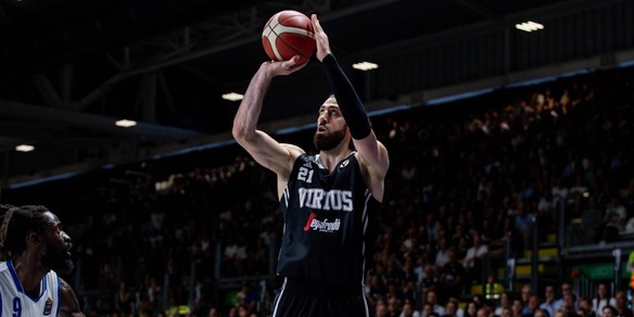 Finale scudetto, Shengelia fenomenale: la Virtus Bologna vince gara 1, Brescia ko