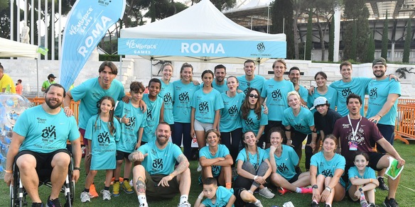 WEmbrace Games: De Rossi, Materazzi e Rosolino, insieme a Bebe Vio, illuminano lo Stadio dei Marmi