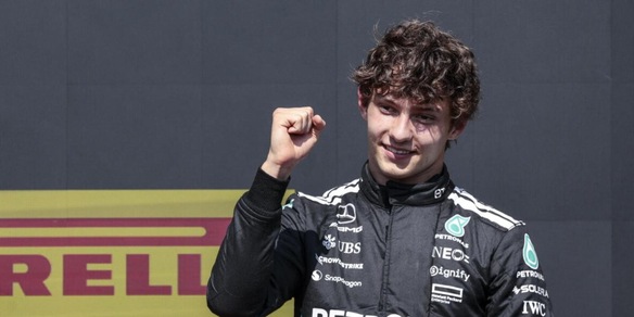 Kimi Antonelli tra i banchi di scuola per la maturità, la prof rivela: "Mi ha detto che..."