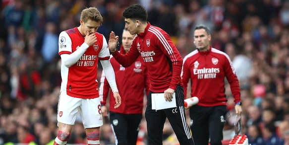 L’usato sicuro in campo, le grandi scommesse in panchina: i paradossi della Serie A che verrà