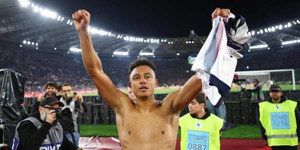 Il Napoli alza il pressing: Ndoye a Conte per il ritiro