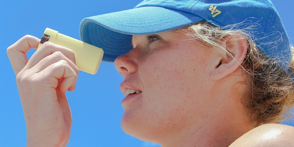 Le 7 zone del corpo dove non bisognerebbe dimenticare di mettere la crema solare