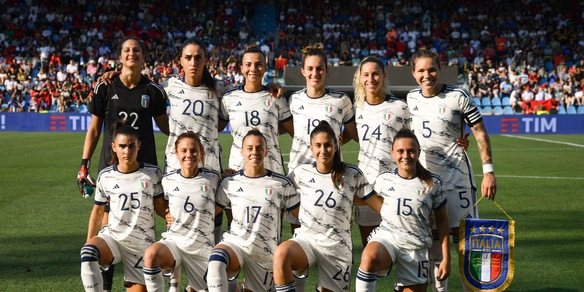 Il calcio continua il suo dominio anche tra gli sponsor, in crescita lo sport femminile