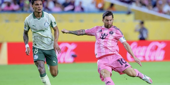 Le due facce del calcio: tra ricchi e poveri ecco l’enorme differenza