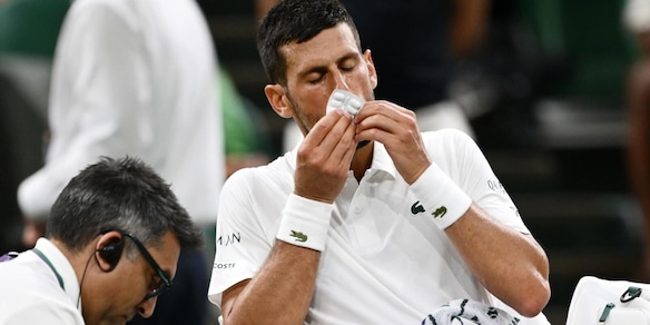 Per Djokovic Wimbledon è un inferno: "Cercavo solo di sopravvivere. Ho preso delle pillole e..."