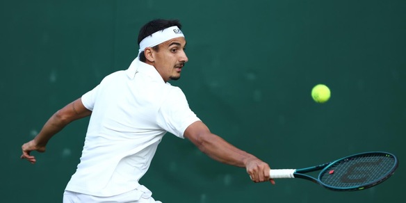 Wimbledon, Sonego non si ferma, Cocciaretto al terzo turno: Bronzetti ko