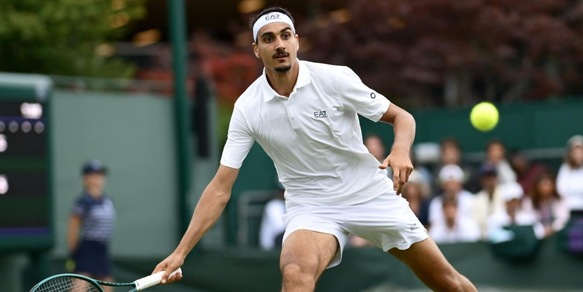 Wimbledon, niente da fare per Sonego: Shelton si impone in rimonta