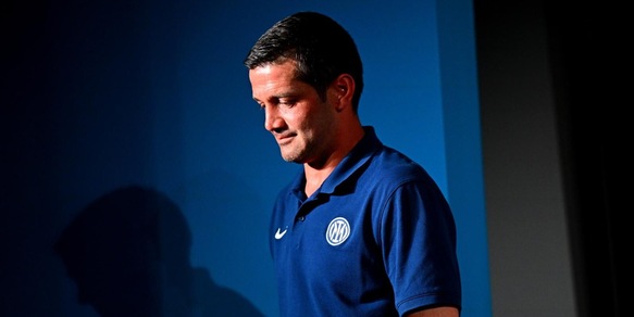 Si disegna l'Inter del futuro: Chivu incontra la dirigenza