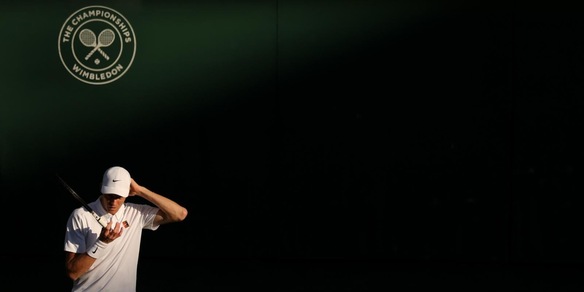 Wimbledon, Sinner cosa succede? Gomito e condizione preoccupano i tifosi